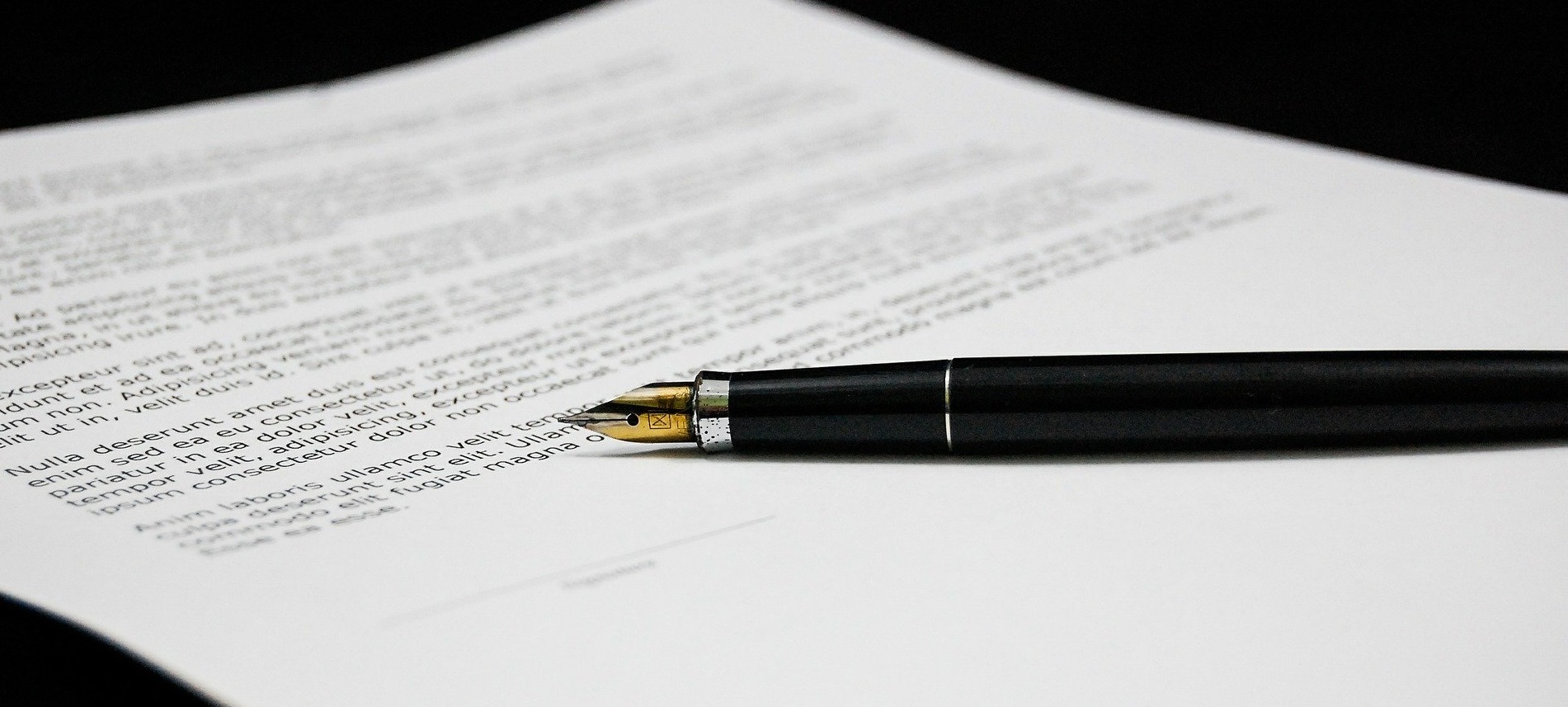 signature décret.jpg signature décret.jpg